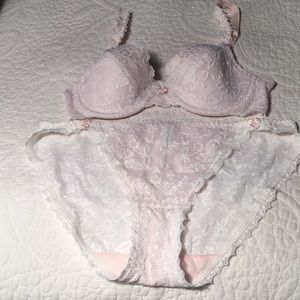 Lace Bra & Pantie Set by “Playtex”!